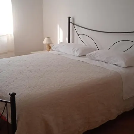 Appartamento I Giardini Del Castello 5